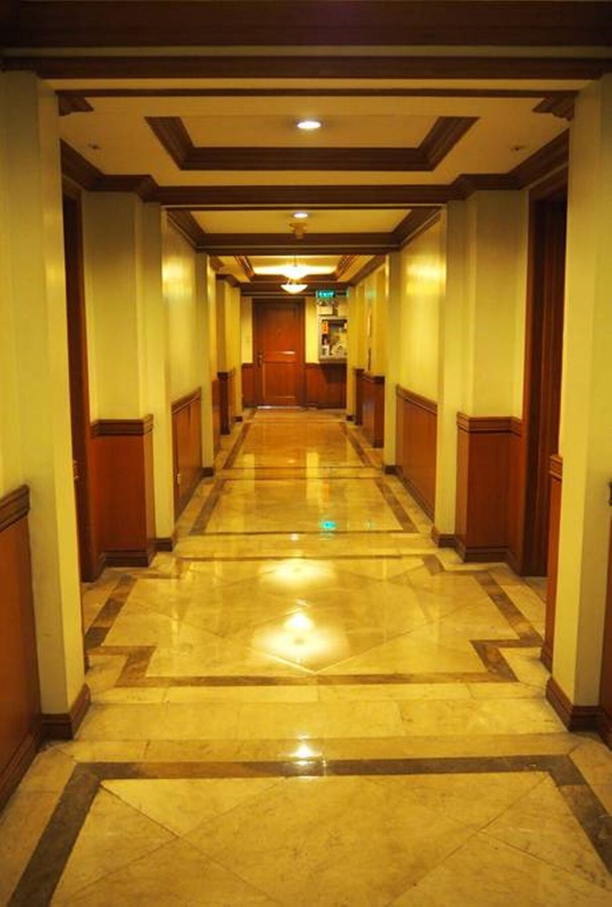 Suites De Marina Manila With Netflix Exterior foto